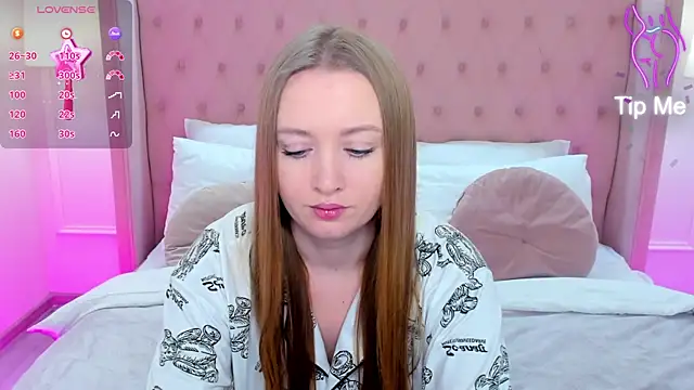 ChloeSug online show from November 2025 08:18:01 PM