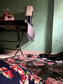 GildanK18 online show from December 2025 09:50:02 AM