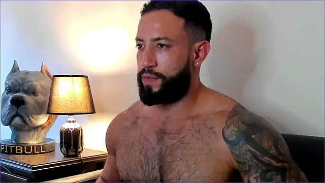 BradLeon  online show from October 2025 07:14:02 PM