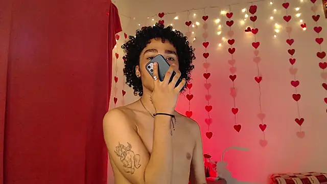 Snapshot of seven7xis chatting on February 2025 04:58:01 AM seven7xis online show from February 2025 04:58:01 AM