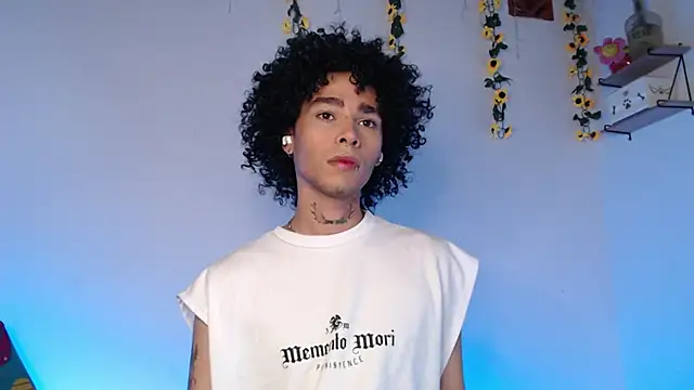 Snapshot of seven7xis chatting on March 2025 05:08:02 AM seven7xis online show from March 2025 05:08:02 AM