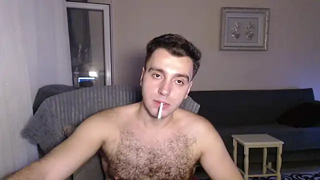 handsomeee04 online show from September 2025 02:44:02 AM