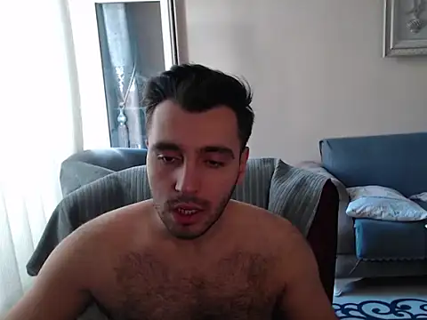 handsomeee04 online show from September 2025 02:51:01 PM