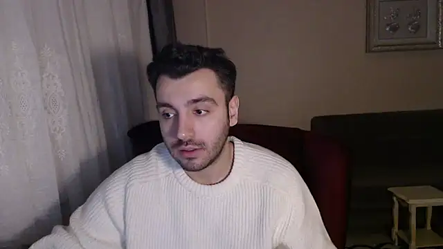 handsomeee04 online show from December 2025 09:10:02 PM