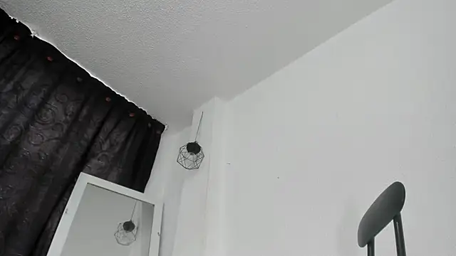 Snapshot of marianneloveee chatting on January 2025 06:37:02 PM marianneloveee online show from January 2025 06:37:02 PM