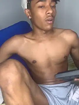 Snapshot of Boy_cock18 chatting on January 2025 05:19:02 AM Boy cock18 online show from January 2025 05:19:02 AM