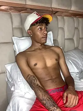 Snapshot of Boy_cock18 chatting on January 2025 10:35:02 PM Boy cock18 online show from January 2025 10:35:02 PM