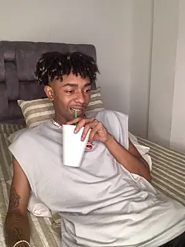 Snapshot of Boy_cock18 chatting on February 2025 05:00:01 AM Boy cock18 online show from February 2025 05:00:01 AM