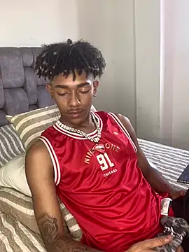 Snapshot of Boy_cock18 chatting on February 2025 04:58:02 PM Boy cock18 online show from February 2025 04:58:02 PM