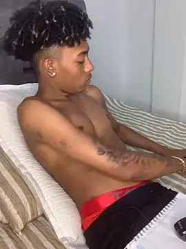 Snapshot of Boy_cock18 chatting on March 2025 06:15:02 AM Boy cock18 online show from March 2025 06:15:02 AM