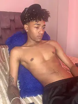 Snapshot of Boy_cock18 chatting on March 2025 03:50:02 PM Boy cock18 online show from March 2025 03:50:02 PM