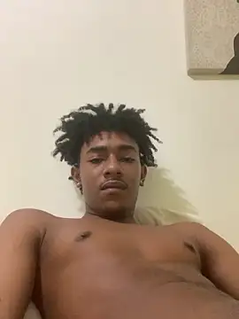 Snapshot of Boy_cock18 chatting on September 2025 08:14:02 AM Boy cock18 online show from September 2025 08:14:02 AM