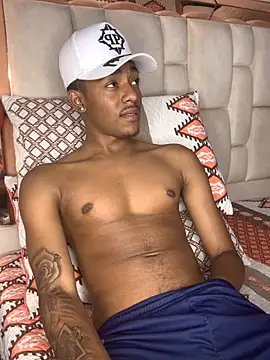 Snapshot of Boy_cock18 chatting on October 2025 10:26:02 PM Boy cock18 online show from October 2025 10:26:02 PM