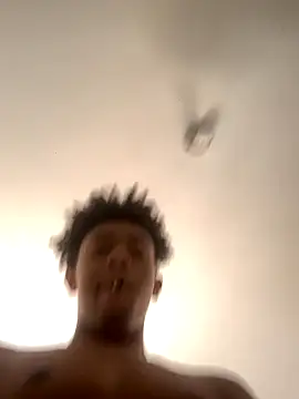 Snapshot of Boy_cock18 chatting on November 2025 04:33:01 PM Boy cock18 online show from November 2025 04:33:01 PM