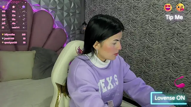 Snapshot of morgan_reds chatting on January 2025 03:18:01 AM morgan reds online show from January 2025 03:18:01 AM