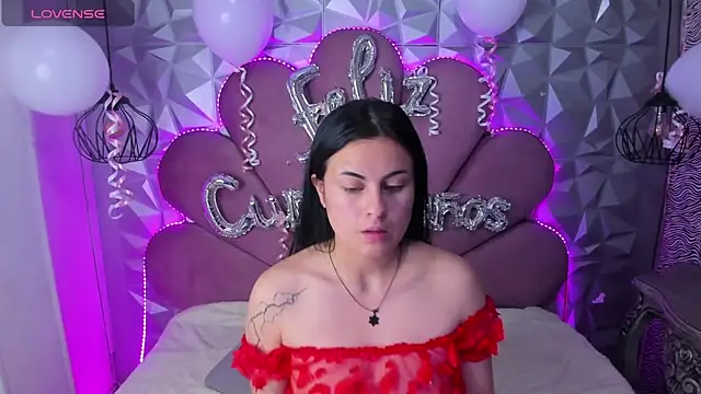 Snapshot of morgan_reds chatting on January 2025 04:12:01 AM morgan reds online show from January 2025 04:12:01 AM