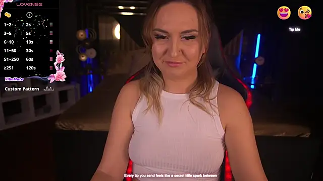 Snapshot of LovelyMollyy chatting on February 2025 09:07:02 PM LovelyMollyy online show from February 2025 09:07:02 PM