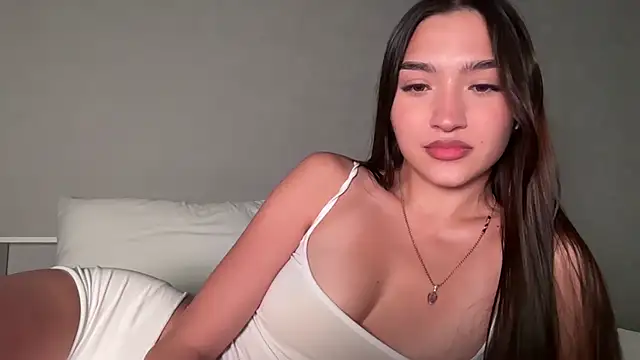 Snapshot of MilenaMilven chatting on February 2026 07:54:02 PM MilenaMilven online show from February 2026 07:54:02 PM