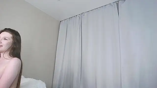 Snapshot of eva_varnerr chatting on February 2025 03:46:01 PM eva varnerr online show from February 2025 03:46:01 PM