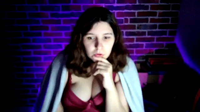 Snapshot of Heleneecesmecs2 chatting on December 2024 12:29:01 AM Heleneecesmecs2 online show from December 2024 12:29:01 AM