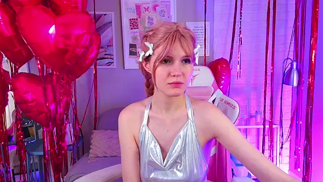 Snapshot of NellieLoyns chatting on February 2025 10:26:02 PM NellieLoyns online show from February 2025 10:26:02 PM