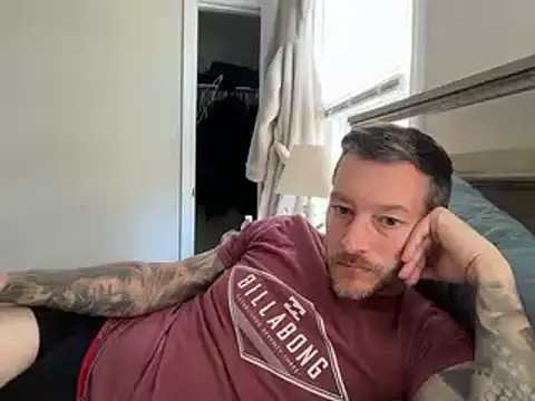 Snapshot of moon-boy chatting on October 2025 04:30:02 PM moon-boy online show from October 2025 04:30:02 PM