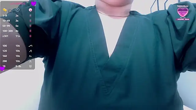 Snapshot of MommyHelpsmee chatting on February 2025 07:50:01 AM MommyHelpsmee online show from February 2025 07:50:01 AM