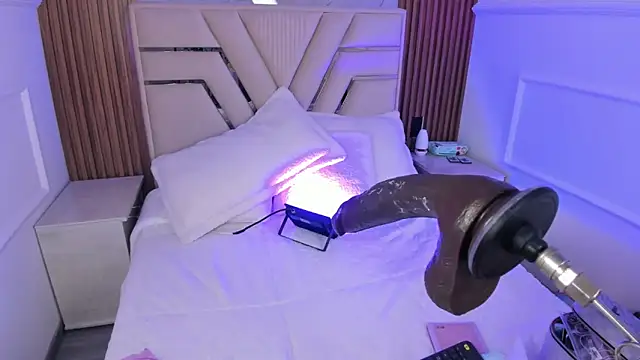 LolaAngellx online show from February 2025 11:13:01 PM