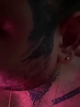 El Titan1998 online show from February 2025 02:03:02 PM