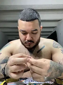 El Titan1998 online show from September 2025 10:37:01 AM