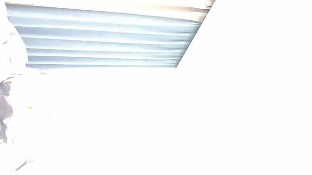 Snapshot of TuTu-0808 chatting on January 2025 09:35:02 AM TuTu-0808 online show from January 2025 09:35:02 AM