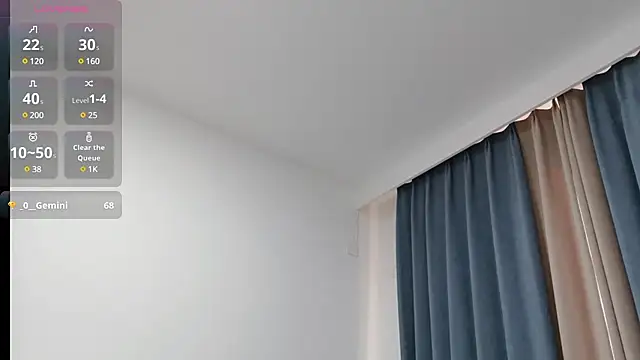 Snapshot of TuTu-0808 chatting on January 2025 02:08:02 PM TuTu-0808 online show from January 2025 02:08:02 PM