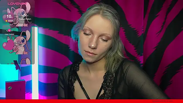 Snapshot of Vasya_Sylvia chatting on June 2026 06:42:01 PM Vasya Sylvia online show from June 2026 06:42:01 PM