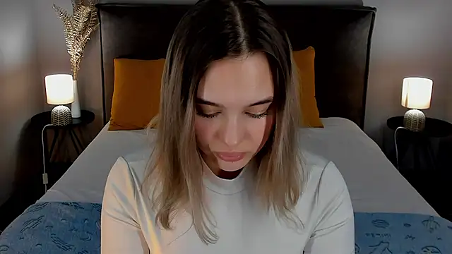 Snapshot of AngelicaKleee chatting on February 2025 07:34:02 AM AngelicaKleee online show from February 2025 07:34:02 AM