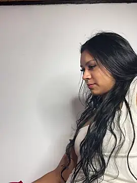 Snapshot of Charlotemonroe chatting on March 2025 06:10:01 AM Charlotemonroe online show from March 2025 06:10:01 AM