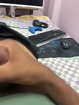 Snapshot of Cocaineandweed45 chatting on November 2025 06:19:02 PM Cocaineandweed45 online show from November 2025 06:19:02 PM