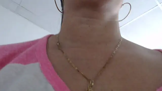 Snapshot of Girlhornyx chatting on November 2025 07:34:02 PM Girlhornyx online show from November 2025 07:34:02 PM