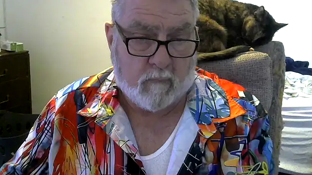 Snapshot of viejo_oso chatting on October 2025 04:46:01 PM viejo oso online show from October 2025 04:46:01 PM