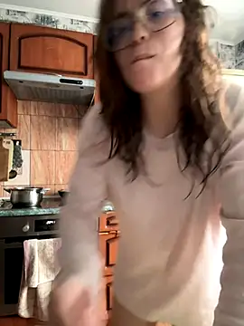 Sabrina shells online show from November 2025 08:58:02 AM