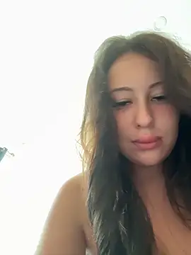 Snapshot of AndreaMood chatting on February 2026 02:08:02 AM AndreaMood online show from February 2026 02:08:02 AM