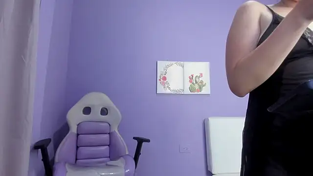 Snapshot of Carolina_Burninng chatting on February 2025 08:02:02 PM Carolina Burninng online show from February 2025 08:02:02 PM