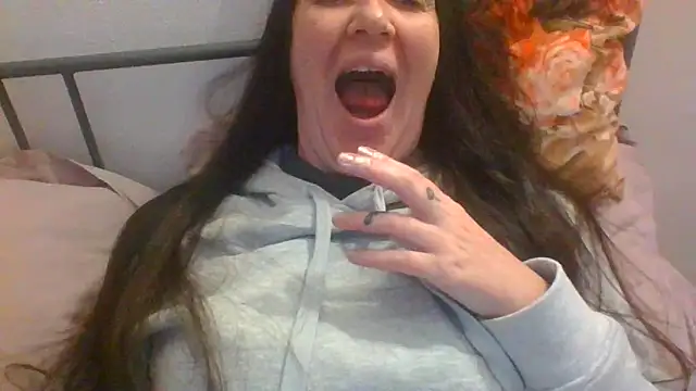 BELLAMORGANE1 online show from January 2025 05:21:01 PM