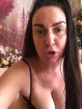 BELLAMORGANE1 online show from January 2026 02:43:01 PM