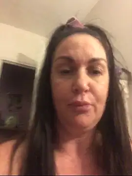 BELLAMORGANE1 online show from March 2026 09:41:01 PM