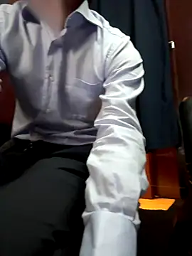 miichannnnn online show from October 2025 10:00:02 AM