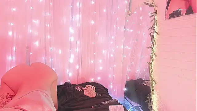 NattSumi online show from February 2025 09:43:02 AM