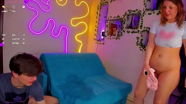 RobertAndLinela online show from January 2025 08:07:02 PM