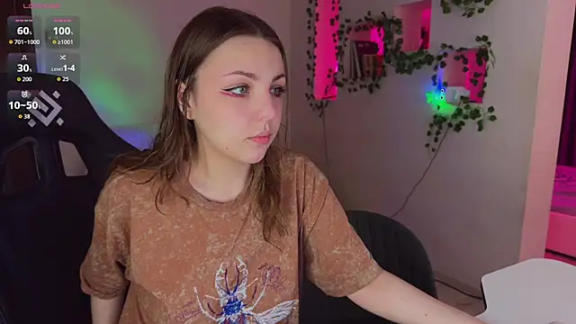 RobertAndLinela online show from June 2026 11:02:02 AM