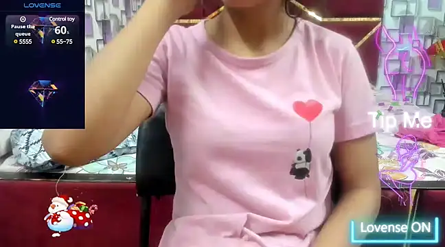 Snapshot of Somiya87 chatting on March 2025 06:44:02 PM Somiya87 online show from March 2025 06:44:02 PM