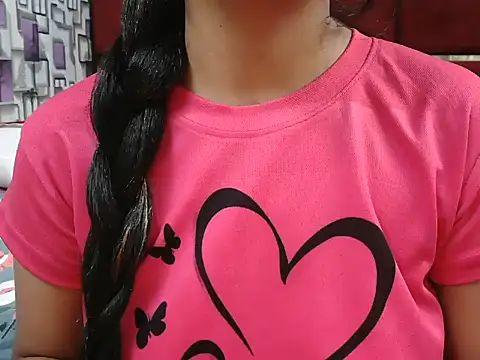 Snapshot of Somiya87 chatting on November 2025 01:05:02 AM Somiya87 online show from November 2025 01:05:02 AM